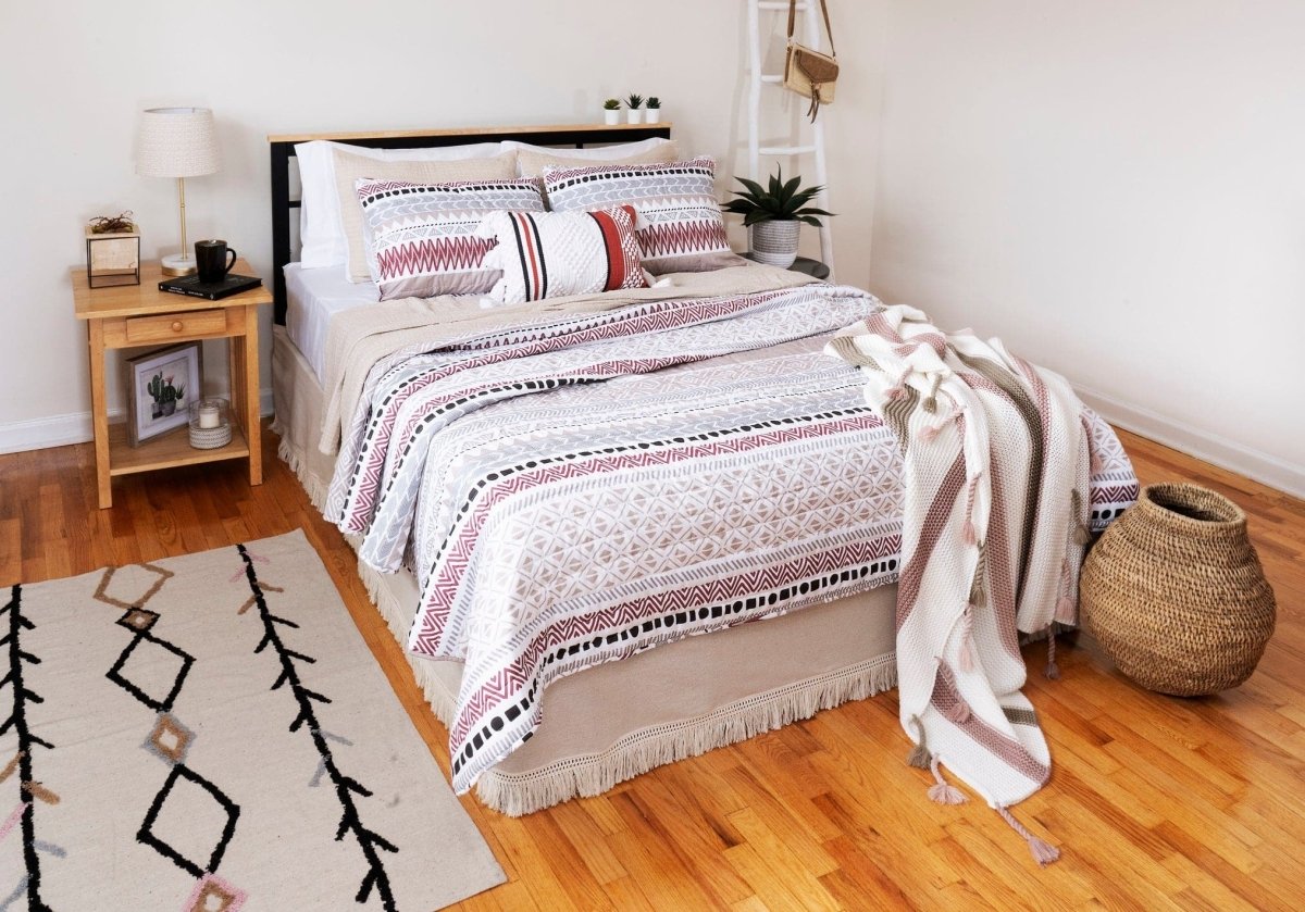 Solid Kantha Pick Stitch Yarn Dyed Cotton Woven Quilt Sets - 5 Colors