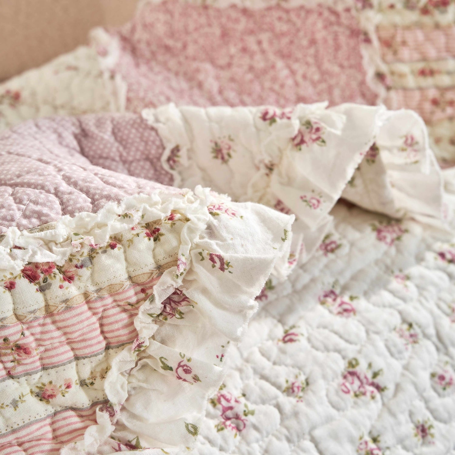 Cotton Patchwork Quilted Blanket - Floral Cottage