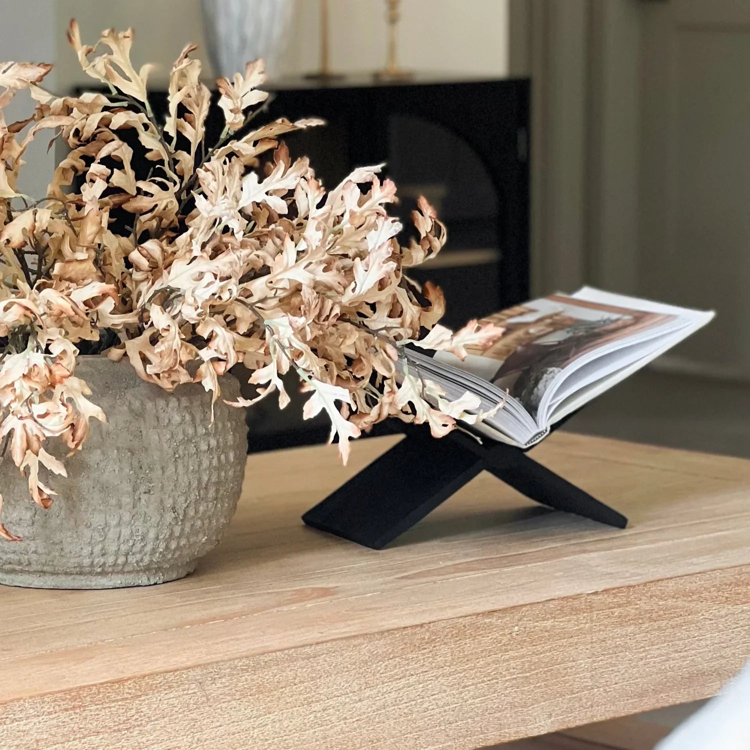 Black Wood Cookbook &amp; Coffee Table Book Holder Stand