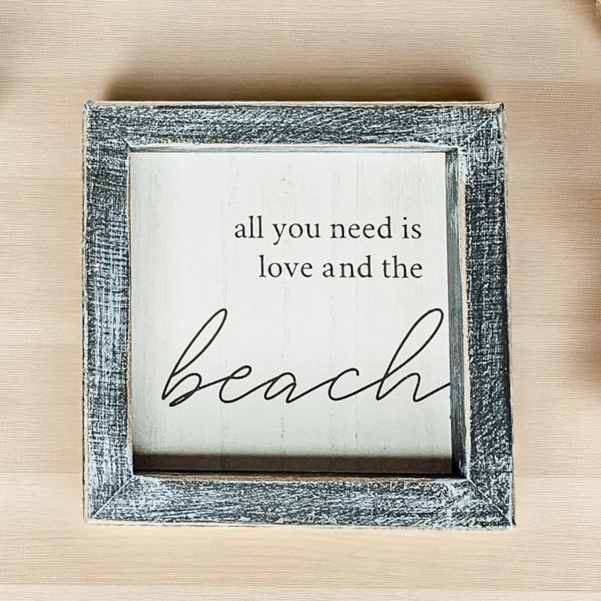 Love &amp; Beach Sign