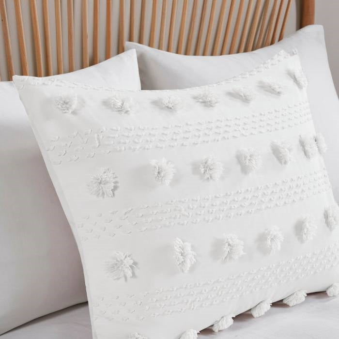 Twin/Twin XL 2-Piece Ivory Pompom Microfiber Comforter Set