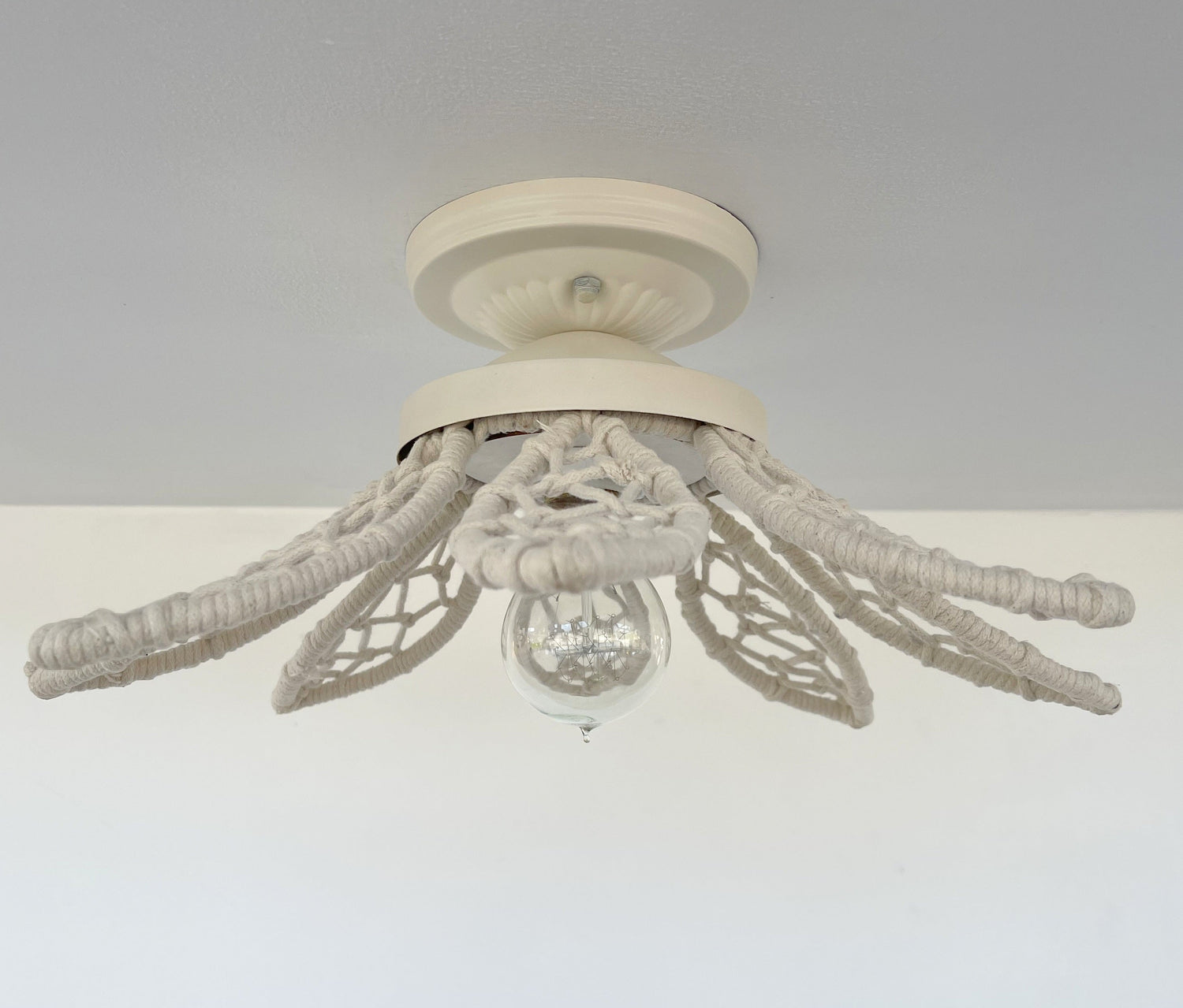 Boho Flower Light Fixture - Ivory