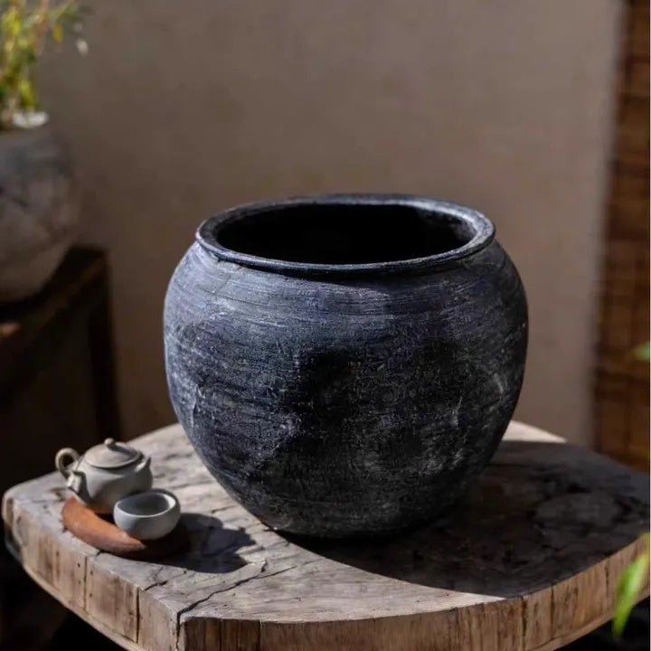 Sierra Round Clay Pot Planters