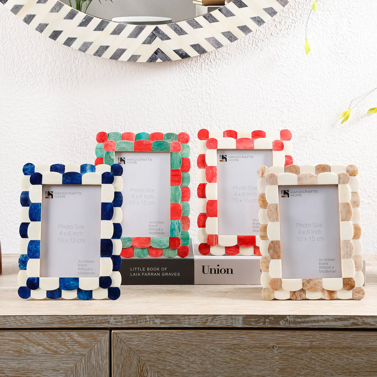 Scalloped Art Bone Inlay Frame - Red &amp; White