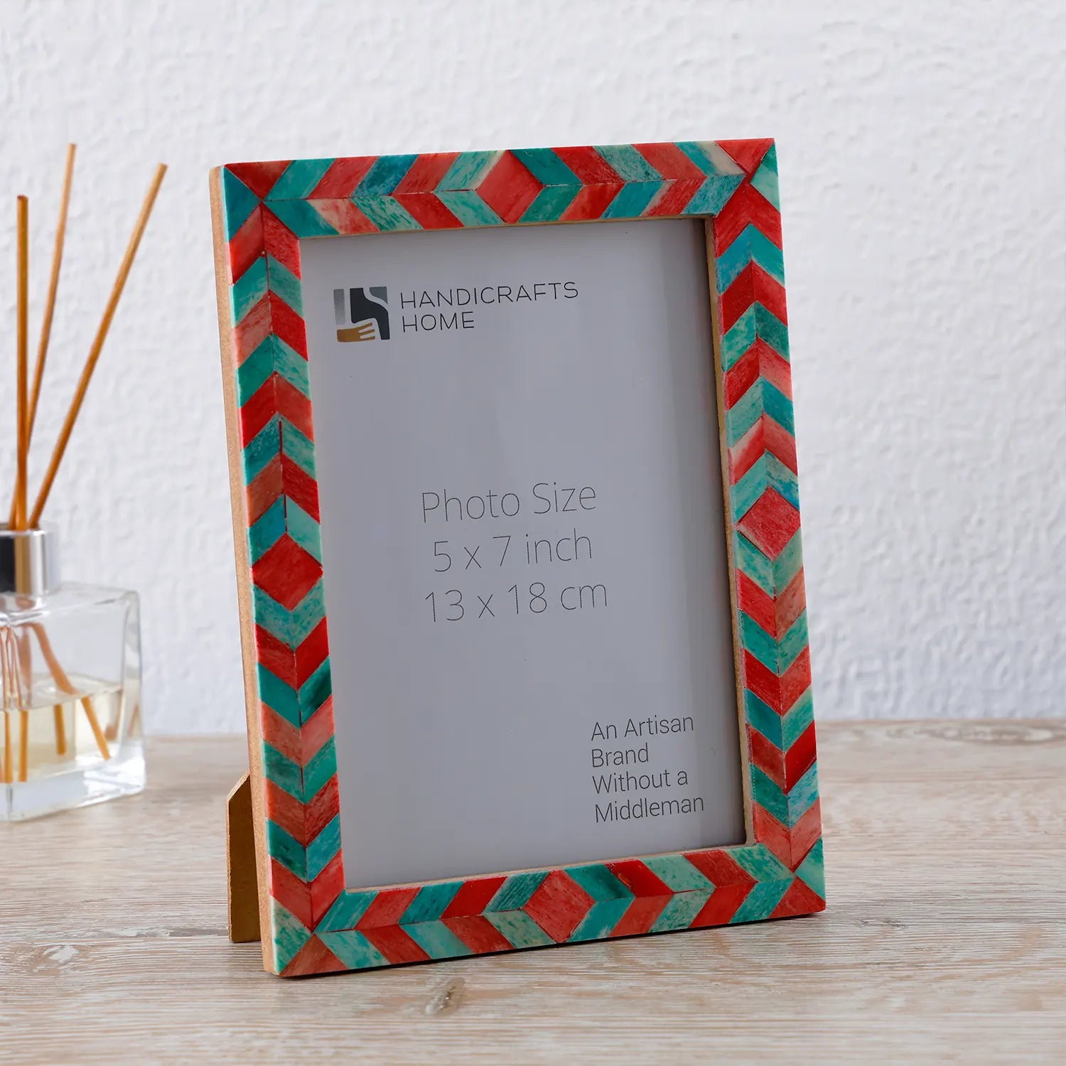 Mosaic Chevron Resin Inlay Frame - Green &amp; Red