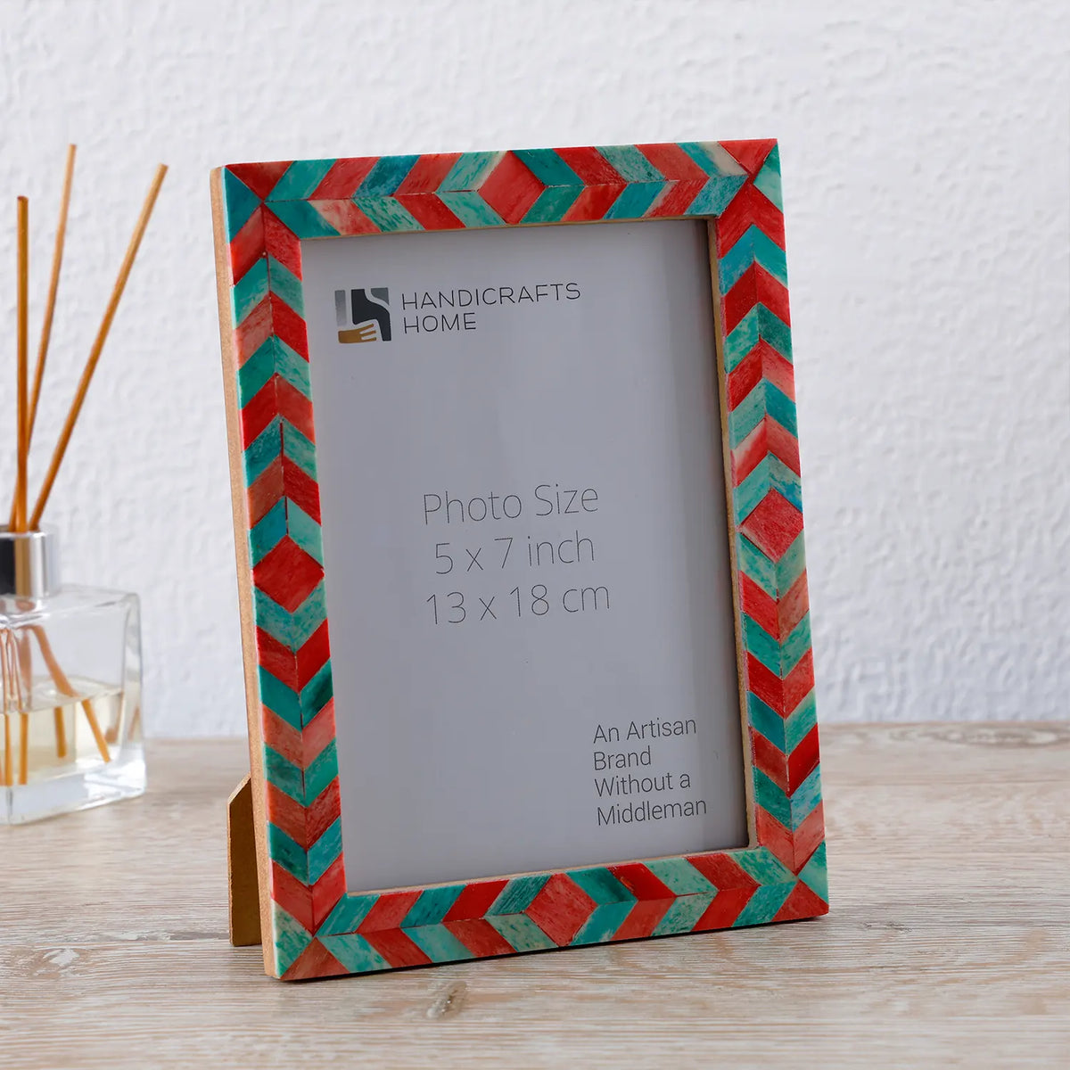 Mosaic Chevron Resin Inlay Frame - Green &amp; Red