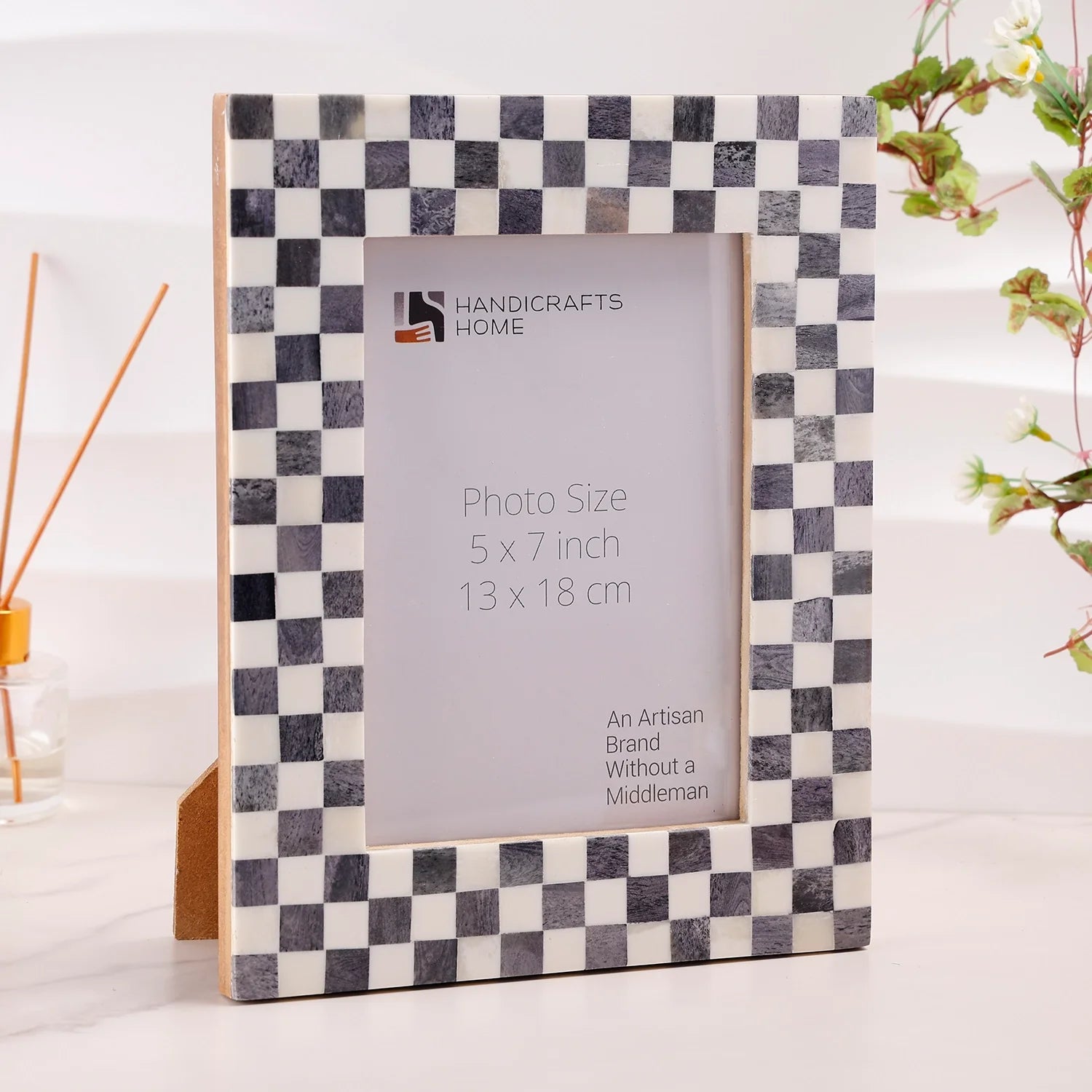 Handcrafted Checkered Pattern Bone Inlay Picture Frame in Gray
