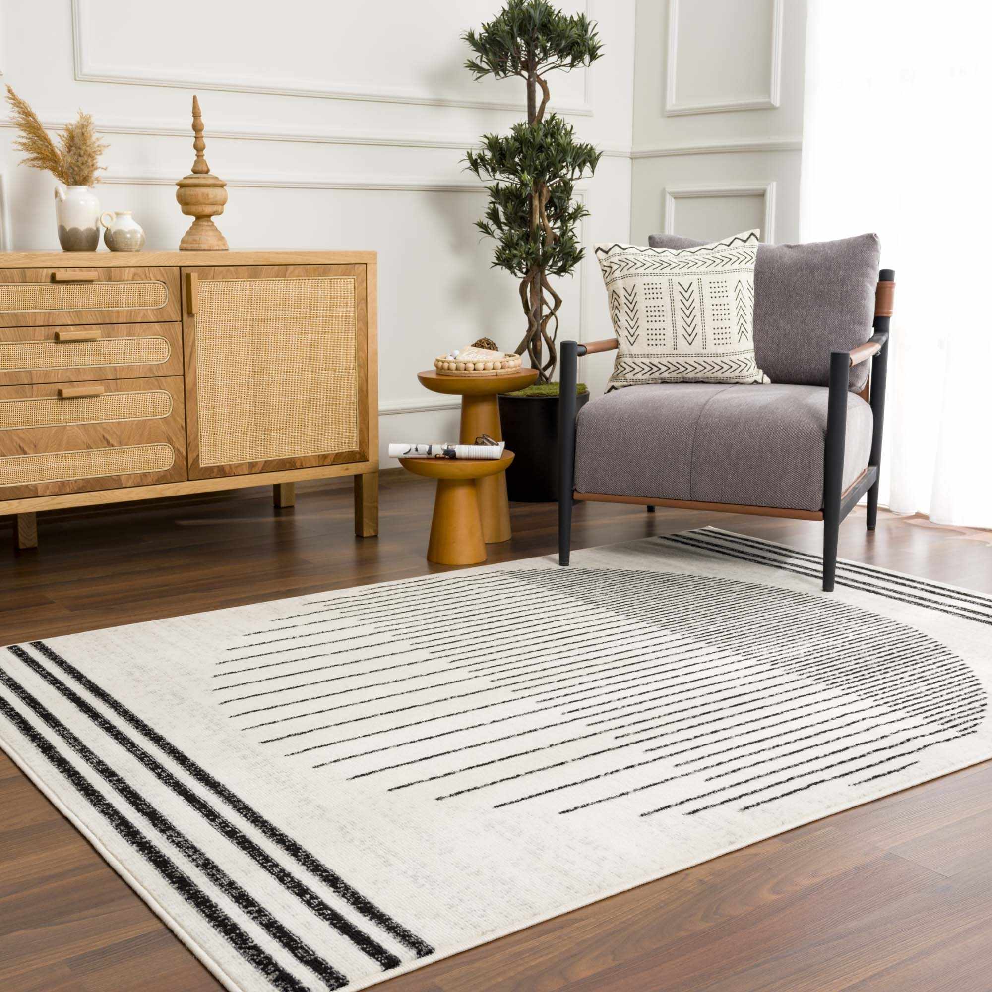 Angus Black&amp;White Geometric Area Rug
