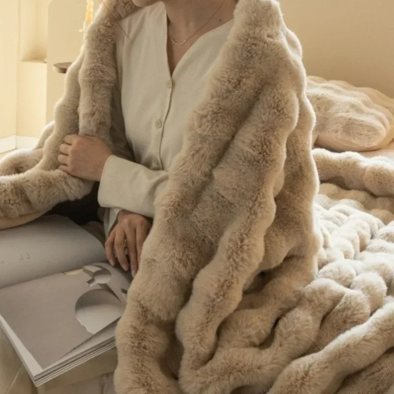 Super Soft Imitation Rabbit Fur Blankets &amp; Pillow Covers