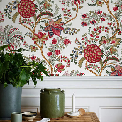 Vintage Floral Peel &amp; Stick Wallpaper in Red