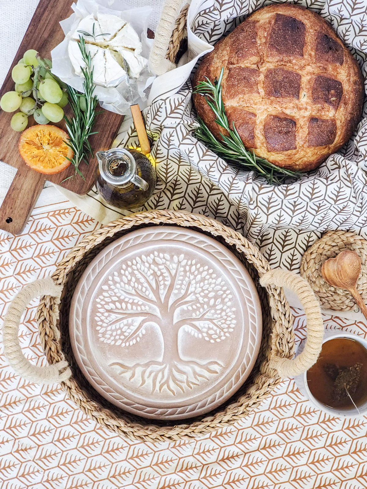 Bread Warmer &amp; Basket Gift Set with Tea Towel - Tree of Life Round