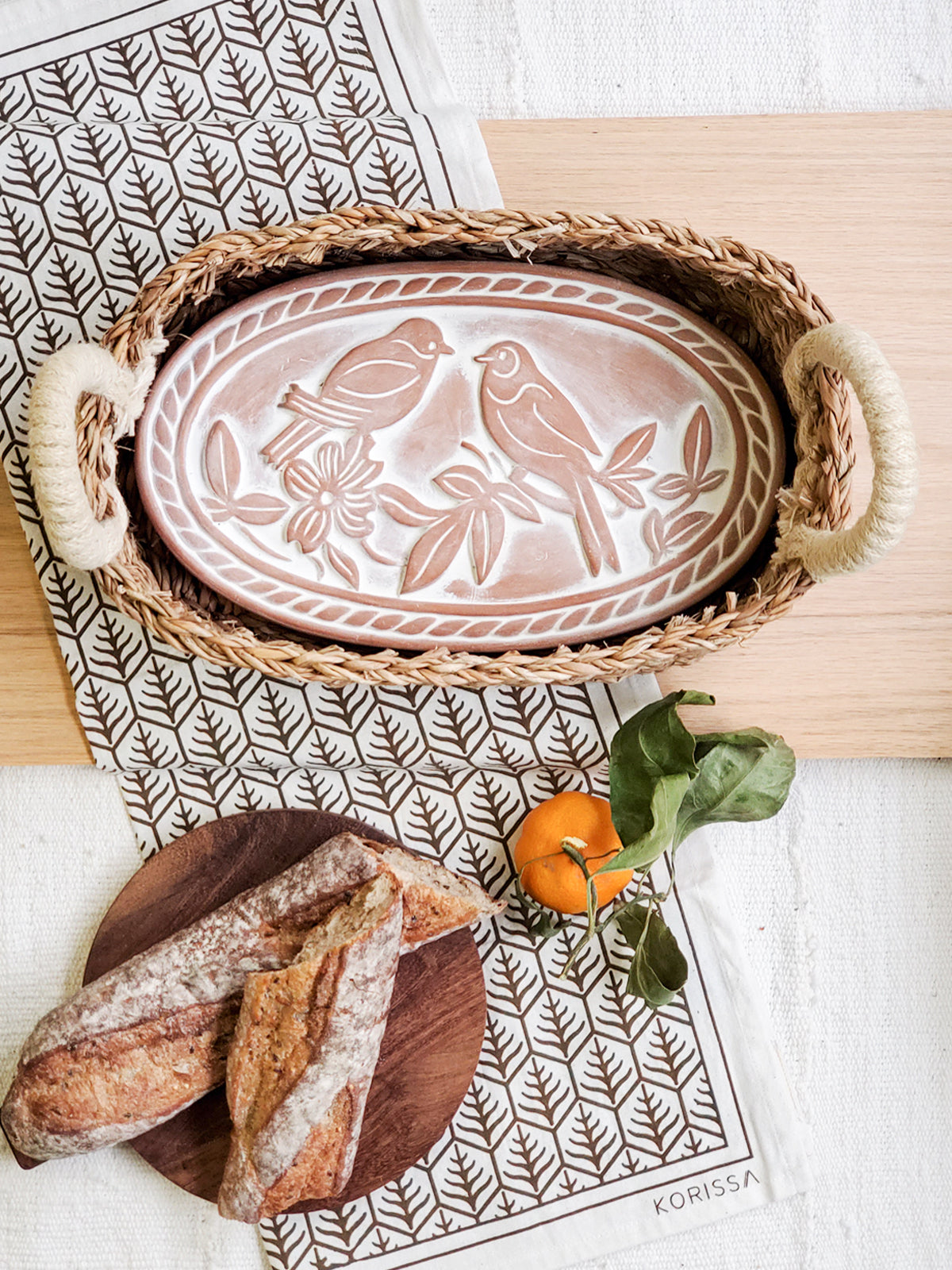 Bread Warmer &amp; Basket Gift Set with Tea Towel - Lovebird Oval