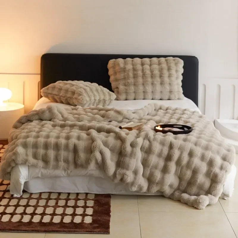 Super Soft Imitation Rabbit Fur Blankets &amp; Pillow Covers