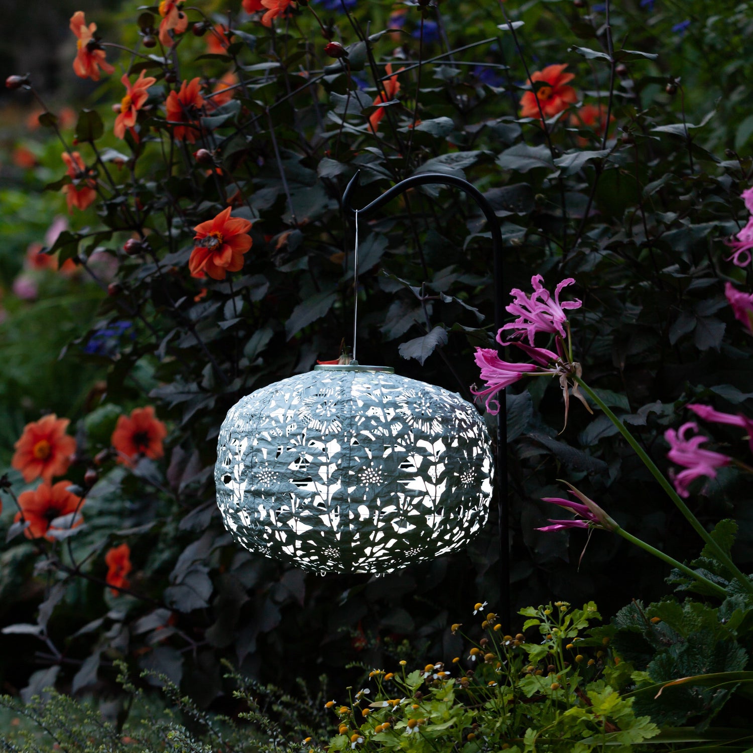 Soji Stella - Square - 11" Solar Lantern
