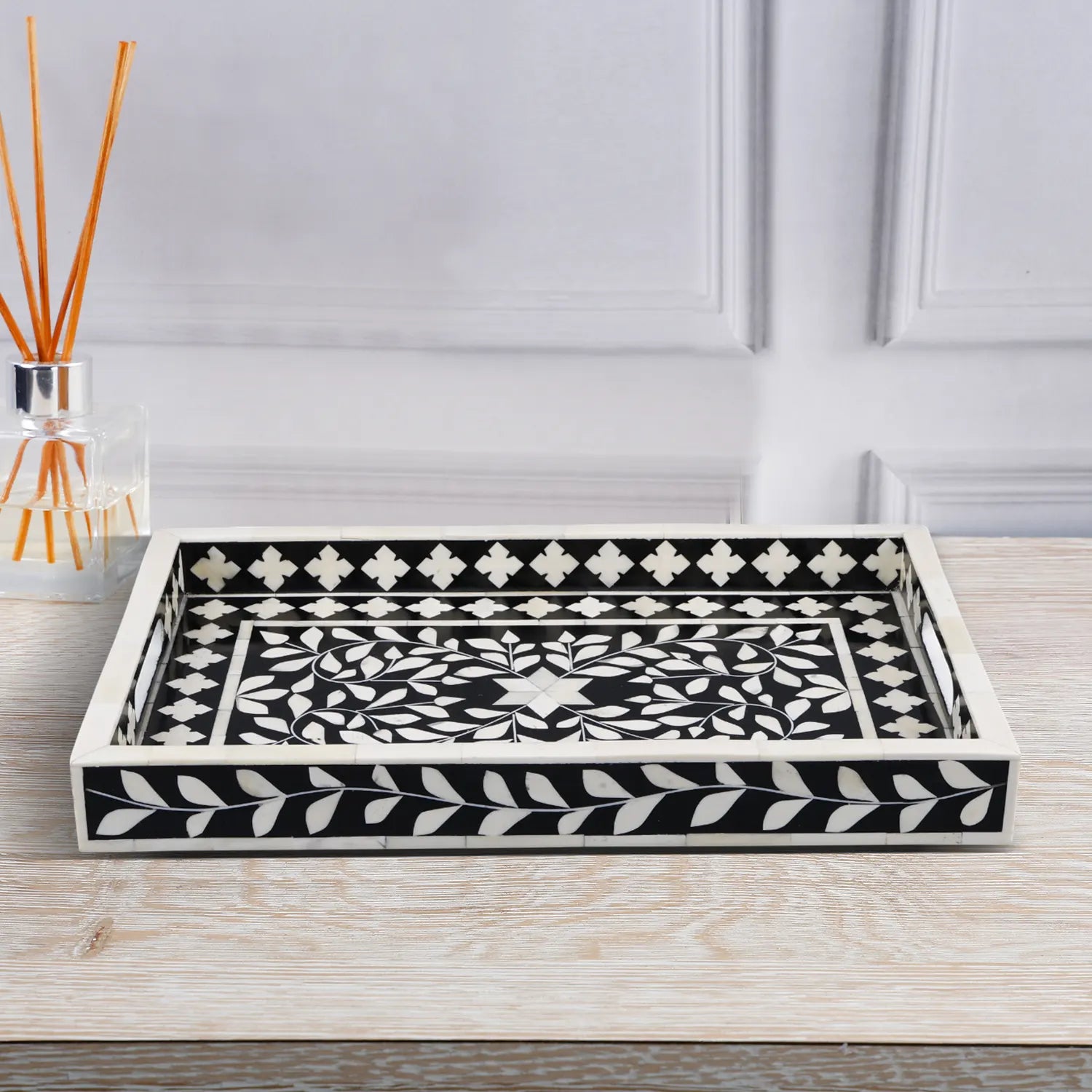 Alhambra Negra - Black White Bone &amp; Resin Inlay Decorative Tray