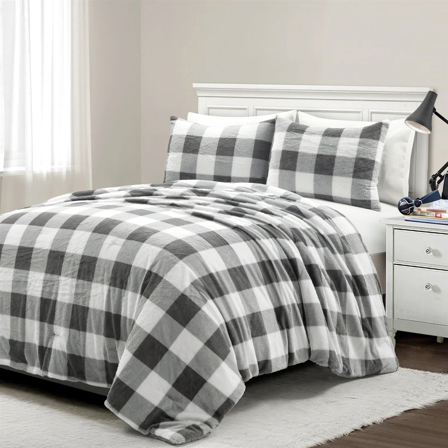 Twin Size Plaid Soft Faux Fur Comforter Set in Black/White/Grey