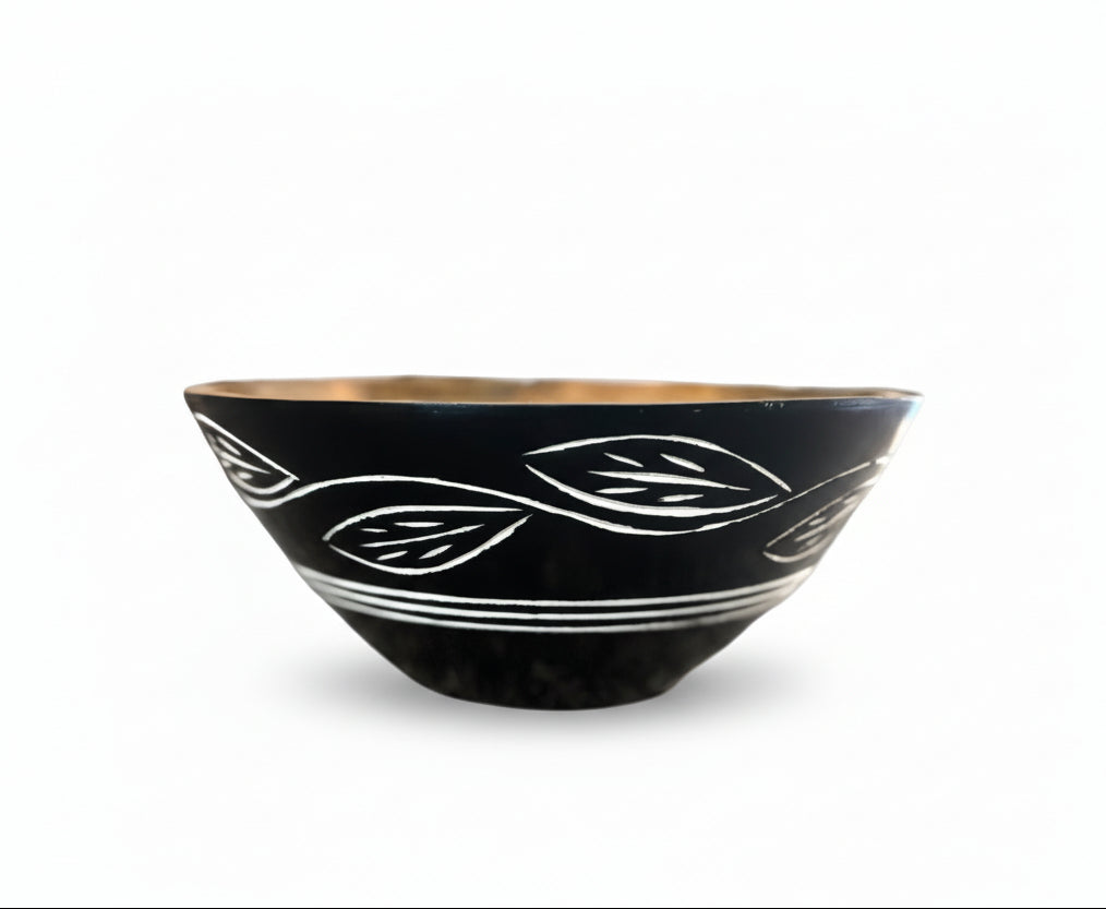 Carved Pattern Mango Wood Bowl - Black