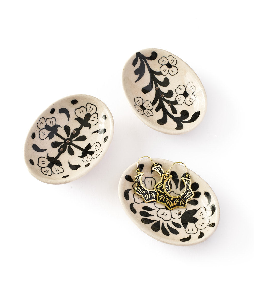 Lalita Hand-Painted Trinket Tray/Soap Dish - Black, White