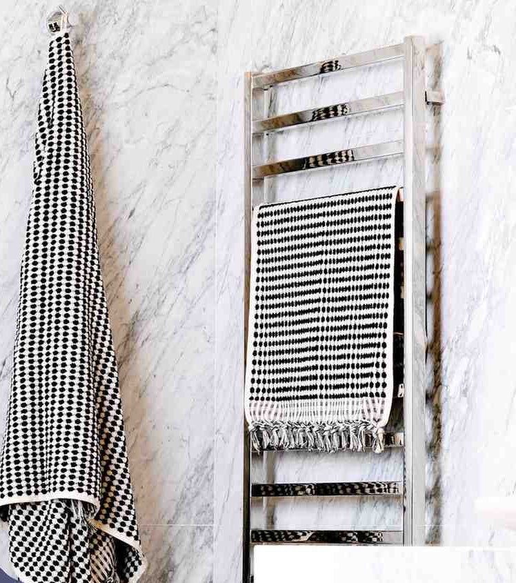 Pom Pom Bath Towel