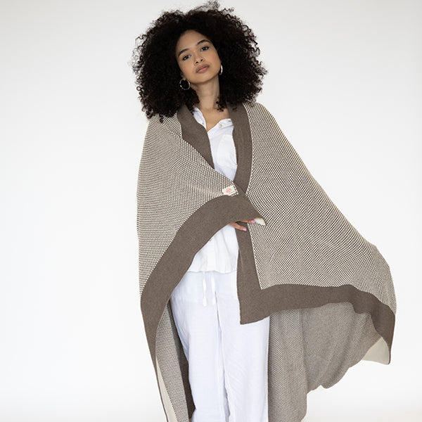 Eka Stipple Organic Cotton Throw Blanket