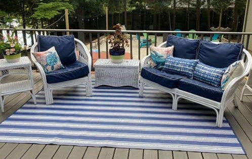 Vertical Stripe Blue &amp; White Outdoor Mat
