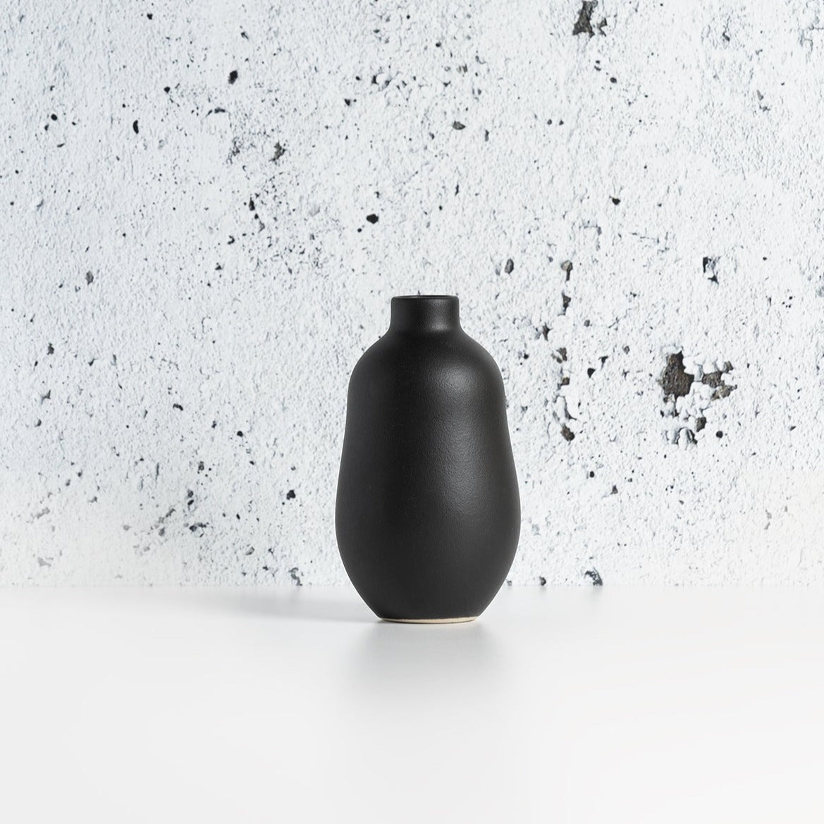 Stoneware Vase - 3 Colors