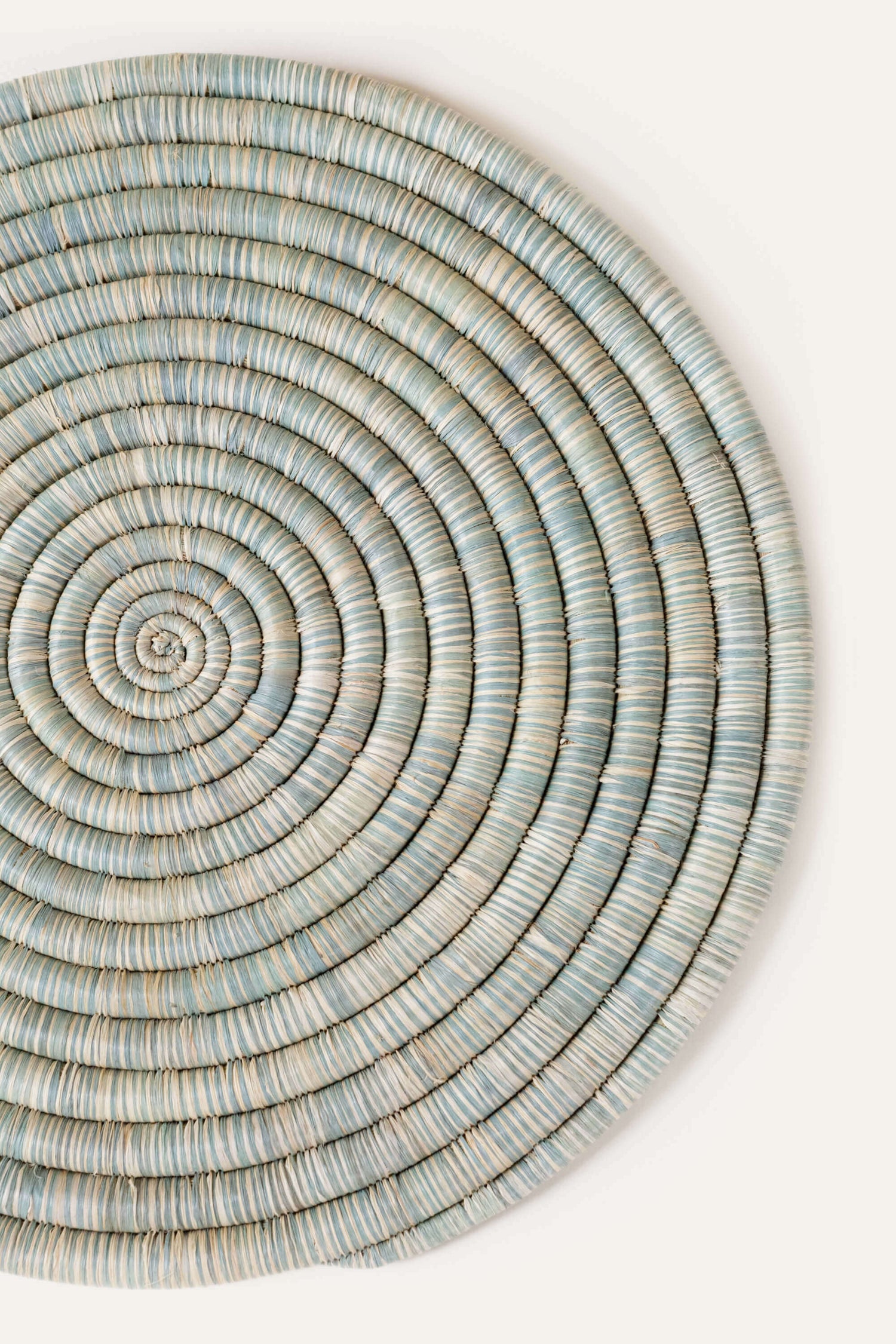 Mixed Raffia Platter